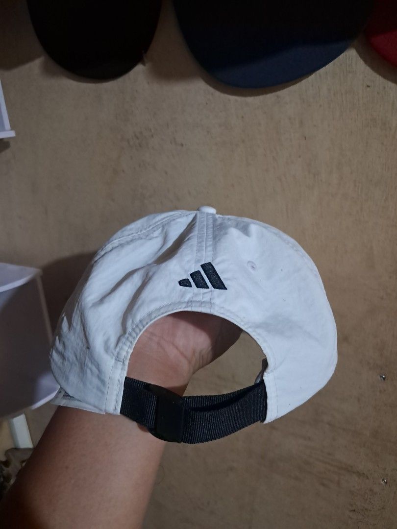 Adidas 5 panel cap (Category: Caps & Hats) located in Cebu City. Submitted by chill_zy (Listing ID 1470745578, Image 2). Description: .