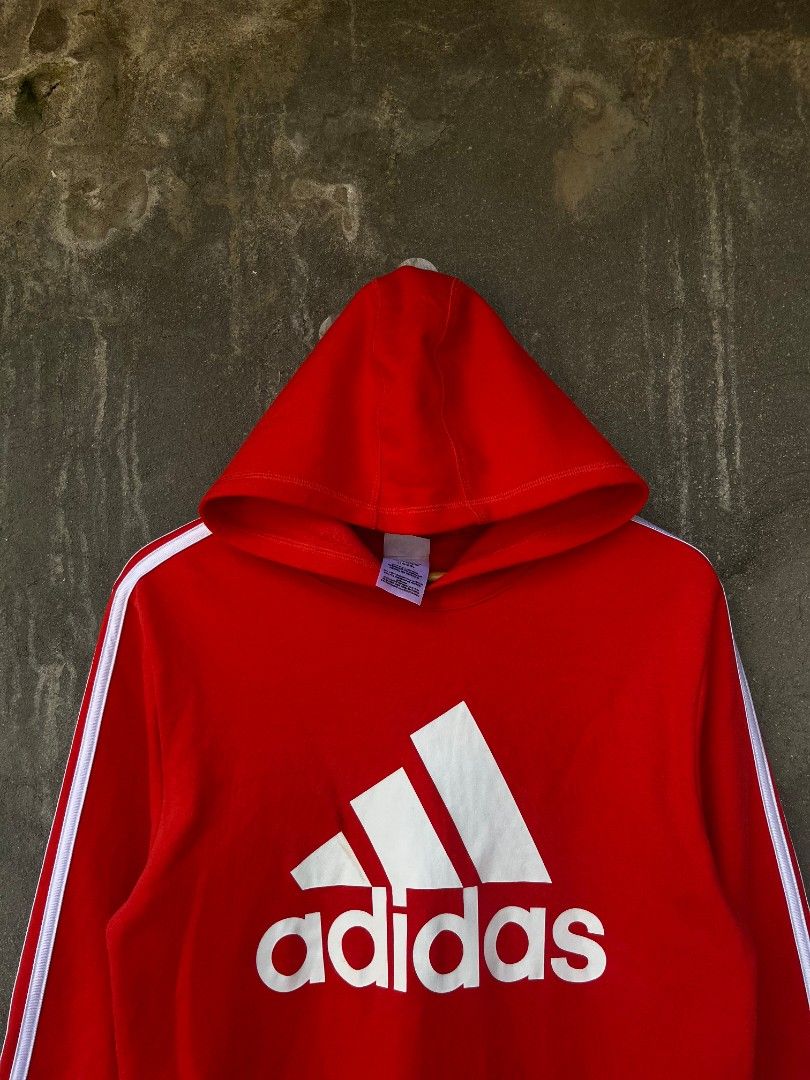 Adidas Big Logo Hoodie (Category: Hoodies) located in Baybay. Submitted by thrift_thrift_langg (Listing ID 1470931116, Image 2). Description: Adidas Big Logo Hoodie W- 21 L- 26.5 Color rate: 9/10 Issue: Need Wash Very Good Condition - Size: Medium - Semi Large.