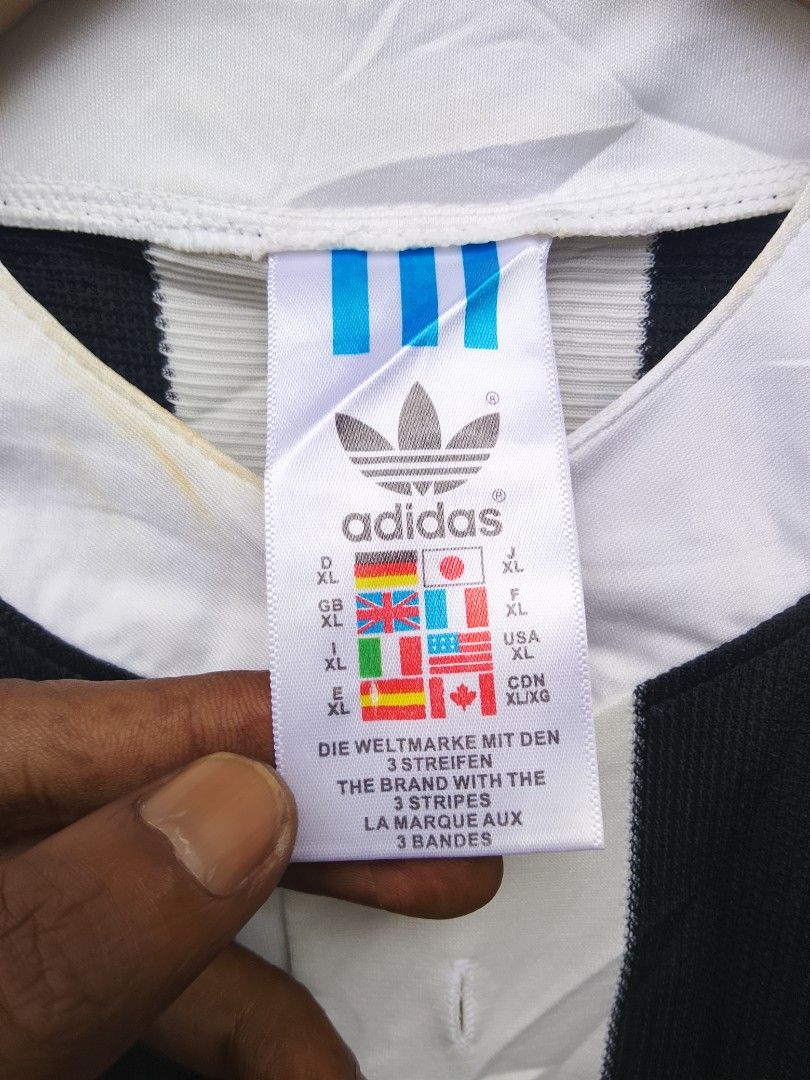 Adidas footbal jersey (Category: Activewear) located in Bayombong. Submitted by jeffreybee (Listing ID 1470880288, Image 3). Description: 29 length 21 width need wash on neckline.