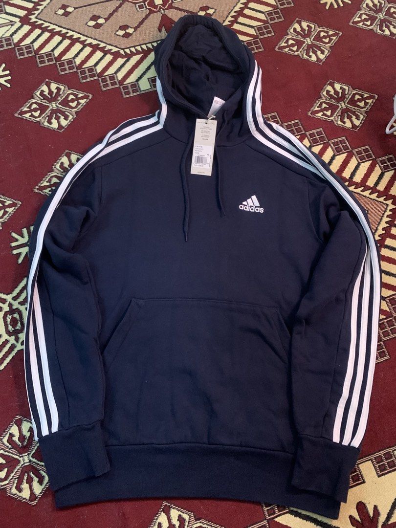 Adidas Jacket (Category: Coats, Jackets and Outerwear) located in Puerto Princesa. Submitted by fhiefhie_10 (Listing ID 1470865831, Image 1). Description: •100% Authentic and Original •Complete with tags and hang tags • No issues or defects • Barely used, mostly stored lang Palawan is my location. Thanks!.