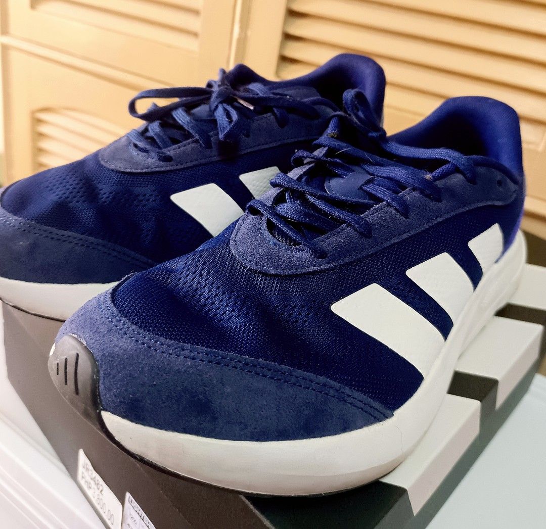 Adidas Lightshift in Blue (Category: Sneakers) located in Quezon City. Submitted by babychocolat (Listing ID 1470813831, Image 3). Description: Selling this Adidas Lightshift running shoes in great condition. Used only once and then kept in the shoe rack unused. Just needs a bit of cleaning but the shoes is still in pristine condition. Bought this from the store at SM. Still comes with the box and stuffing, original price as seen on the box. Stil