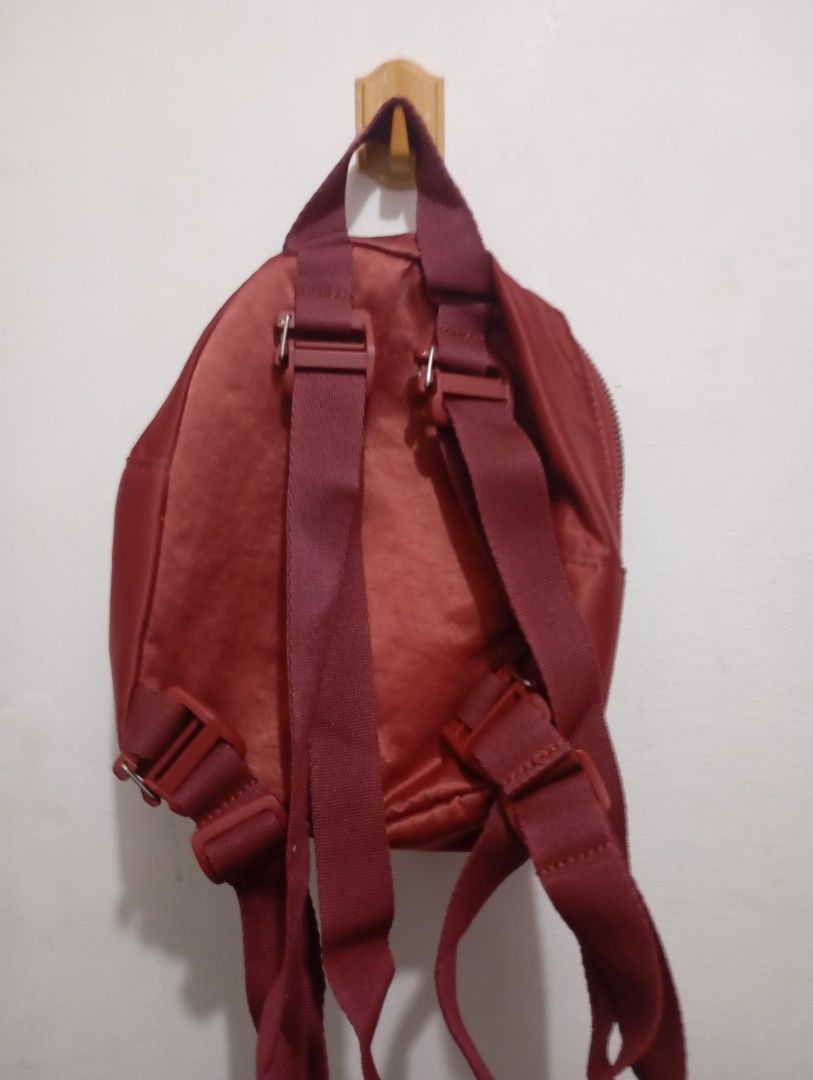 Adidas mini back pack (Category: Backpacks) located in Las Pinas. Submitted by quick_deals_great_finds2 (Listing ID 1470827432, Image 3). Description: Original good condition 9x6 inches.