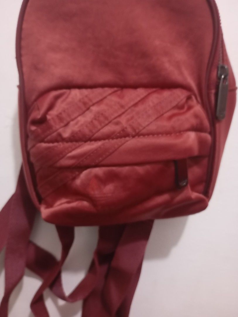 Adidas mini back pack (Category: Backpacks) located in Las Pinas. Submitted by quick_deals_great_finds2 (Listing ID 1470827432, Image 2). Description: Original good condition 9x6 inches.