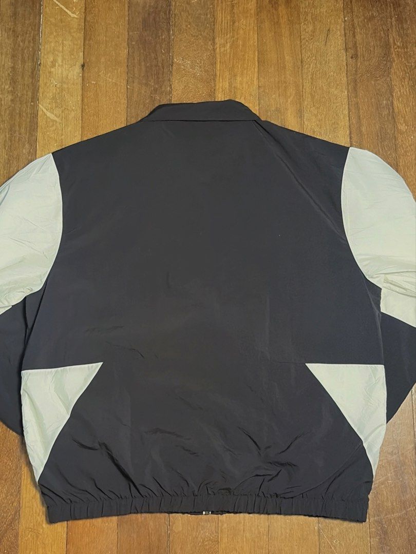 Adidas Neo X Marvel Spiderman (Category: Coats, Jackets and Outerwear) located in Muntinlupa City. Submitted by shop.1998 (Listing ID 1470841876, Image 3). Description: Excellent Condition 10/10 No issue.