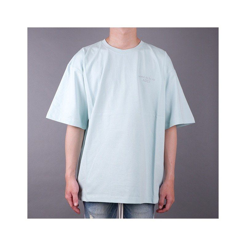 [ADLV ] ACME DE LA VIE - Basic Short Sleeve Shirt (Category: Tshirts & Polo Shirts ) located in Cavite. Submitted by second_story_ph (Listing ID 1470824343, Image 1). Description: [ADLV ] ACME DE LA VIE - Basic Short Sleeve Shirt Size: 1 Dimension: 22” Width / 28” Length Condition: Excellent.
