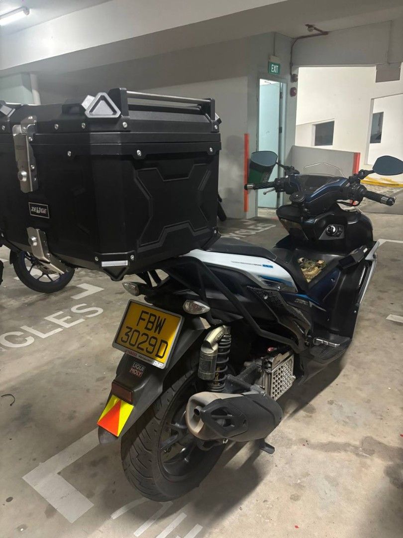 Aerox V2 APRIL 2034, Motorcycles, Used Motorcycles, Class 2B on Carousell