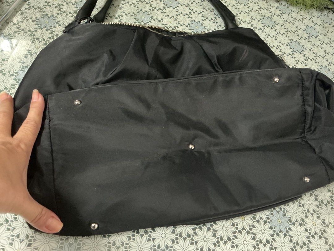 Agnes b large shoulder bag (Category: Shoulder Bags) located in Angeles City. Submitted by goodbuysathome (Listing ID 1470754628, Image 3). Description: Auth Agnes B black shoulder bag Large with lots of compartments Slight scratches s handle signs of use Add Sf 70 Gcash payment Lp npo.