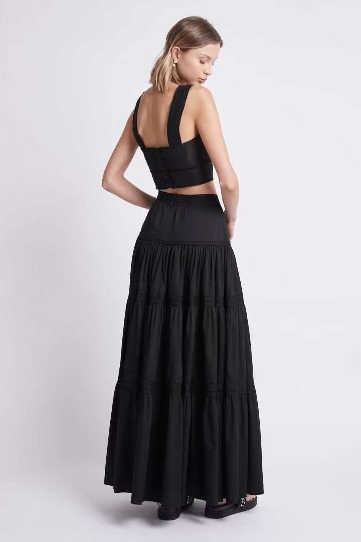 Aje Recurrence Bustier Crop Top in Black (Category: Others Tops) located in Pagudpud. Submitted by altheacee063978 (Listing ID 1470830444, Image 2). Description: .
