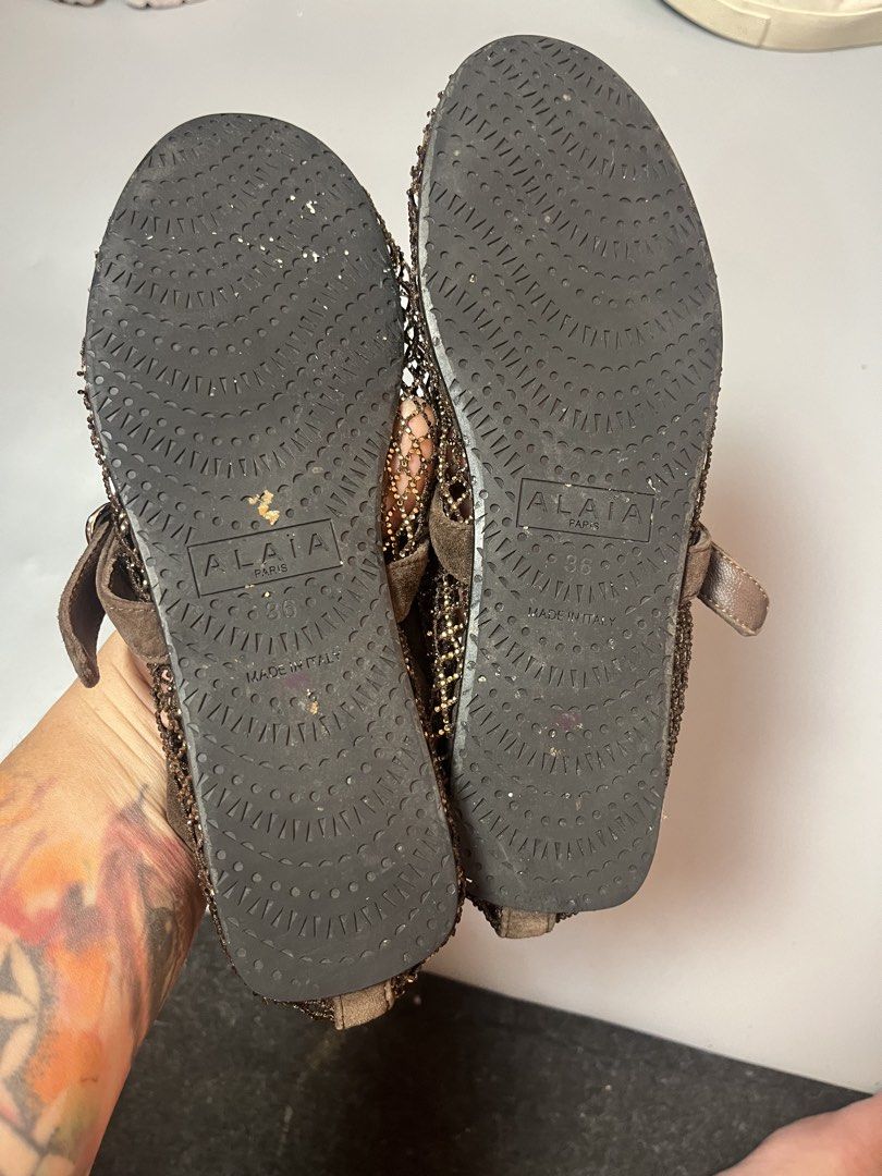 Alaia strass fishnet ballet flat shoes (Category: Flats & Sandals) located in Quezon City. Submitted by theideal (Listing ID 1470908313, Image 3). Description: Read first before buy Legit/Authentic Alaia strass fishnet ballet flat shoes No box Size 36 on tag fits 6 womens Still in good and presentable condition No major flaws Minor sign of use only See picture details posted.