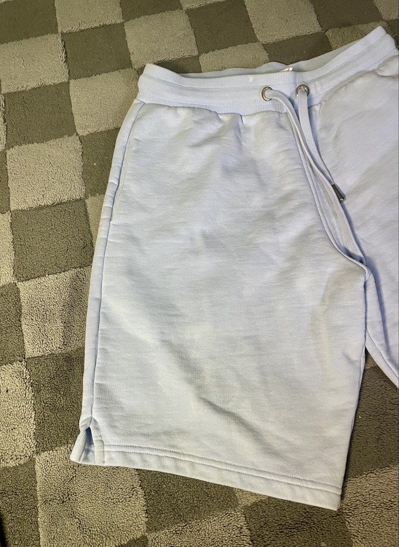AMI (Category: Shorts) located in Davao. Submitted by the_rare_hustla (Listing ID 1470853175, Image 3). Description: AMI Issue Washable Stain Need Wash Only Color rate 9/10 Width - 30-34 Length - 19 Size XS on tag Dm If Interested!.