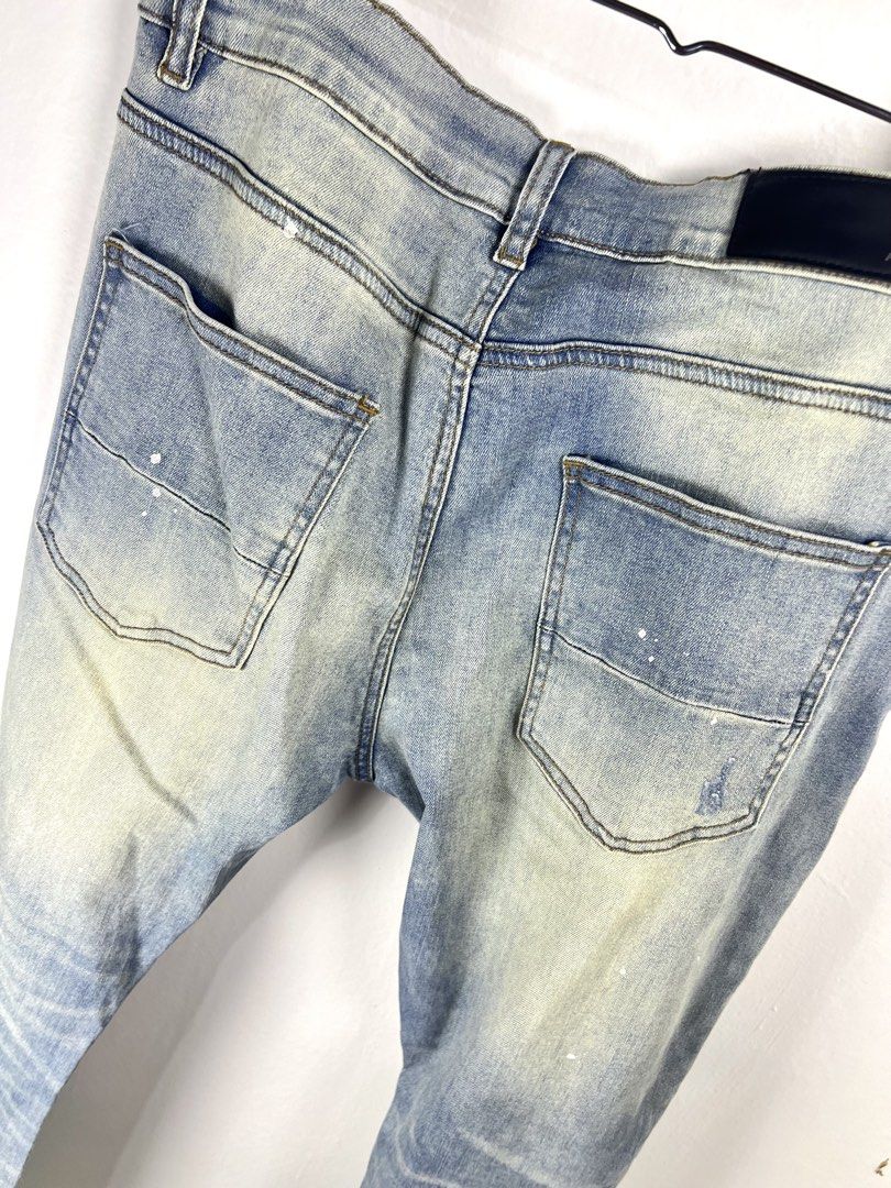 ‎“AMIRI” PATCH SKINNY JEANS ‎ (Category: Jeans) located in Taguig. Submitted by ldm.ph (Listing ID 1470914158, Image 3). Description: ‎(LDM-B-0178) ‎Size:ACTUAL FIT:L-XL ‎Dimensions Waistline: 34 ‎Inches length:42 Leg opening:6 ‎Condition: EXCELLENT ‎Color rate:9.5 ‎Flaws:❌ ‎(READY TO WEAR).