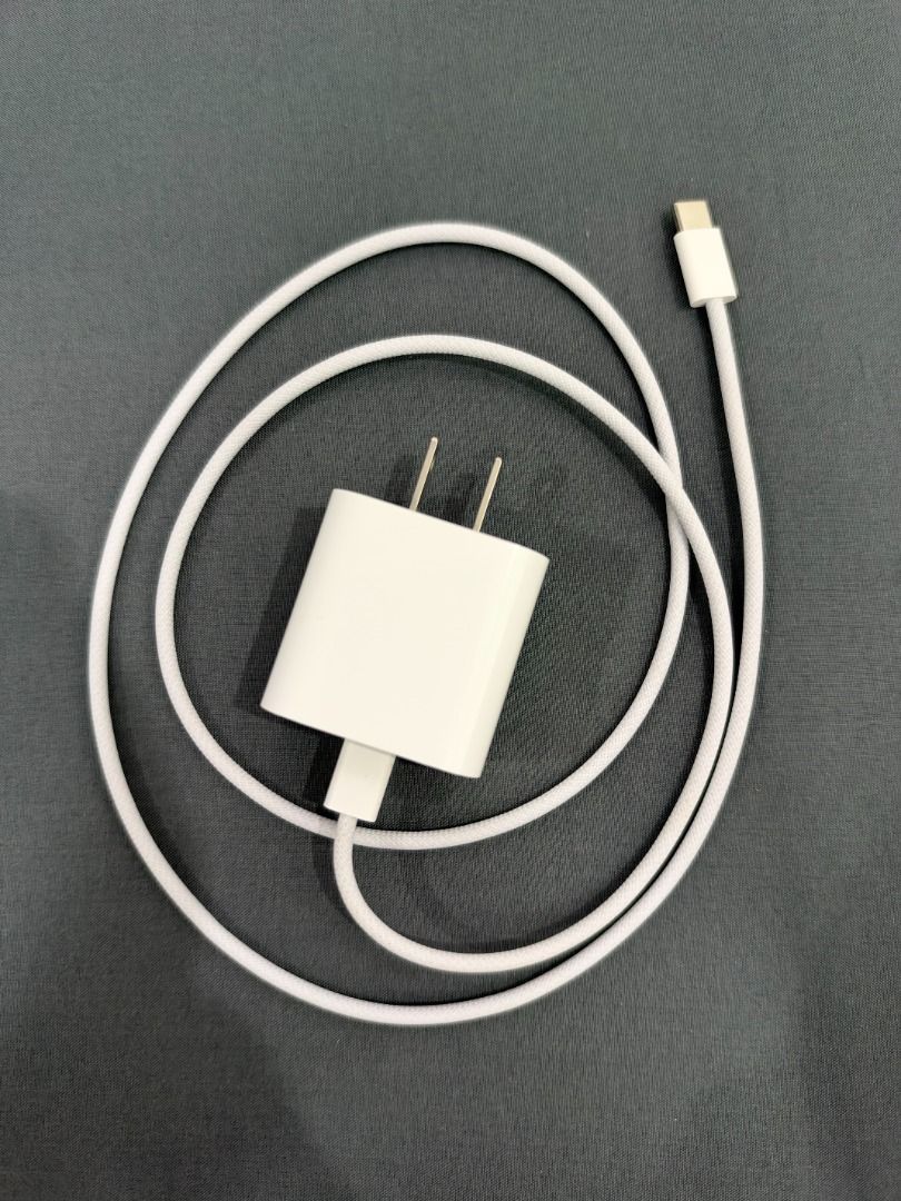 Apple 20W Adapter & Techwoven Cable (Category: Chargers & Cables) located in Guagua. Submitted by kewnewt (Listing ID 1470750338, Image 1). Description: For Sale -Genuine Apple 20w Adapter (bought from apple store online) -Genuine Apple Type C Techwoven cable (came from iPhone 16 Pro Max) No issue almost brand new. RFS - Upgraded to 40W Dynamic Adapter Pampanga area meet-up.