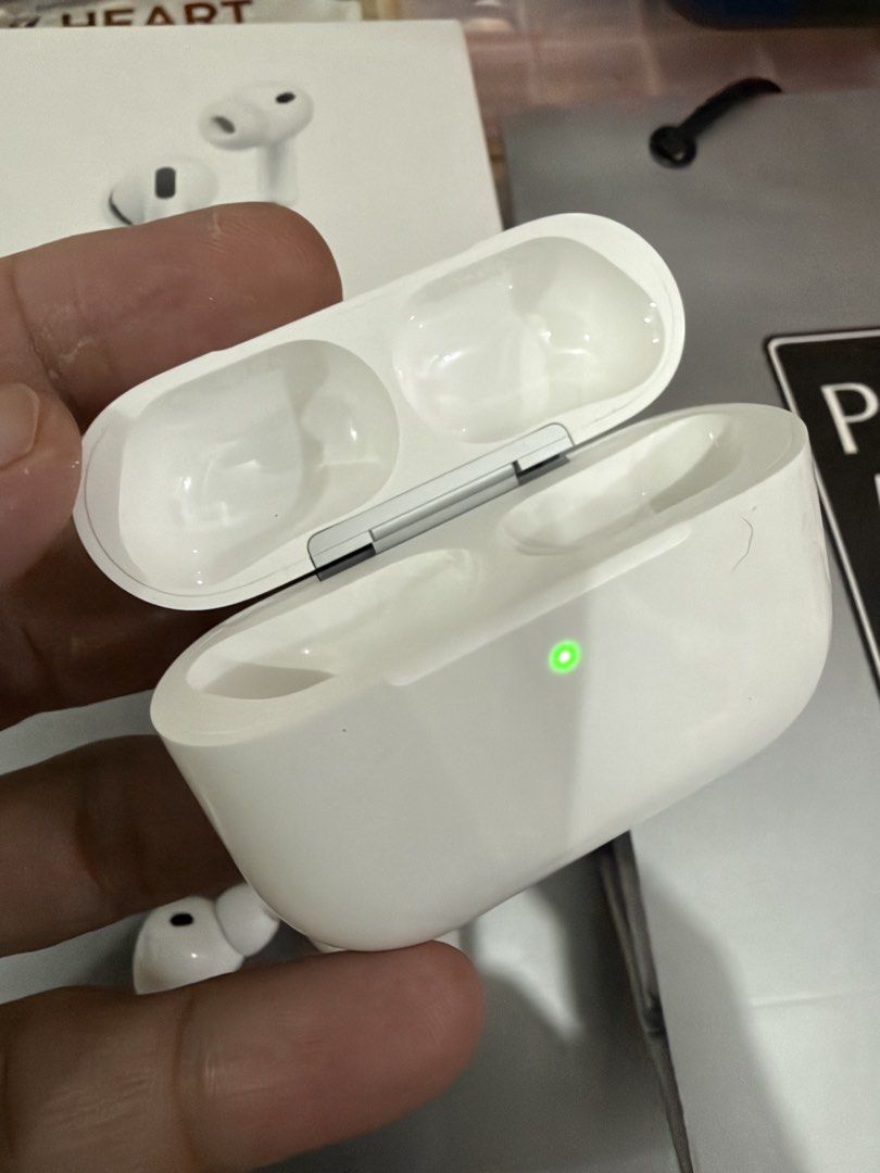 Apple Airpods Pro 3 New with OR (Category: Earphones) located in Makati City. Submitted by taguig_topseller (Listing ID 1470884856, Image 2). Description: With official receipt from PoweMac. Brand new, binuksan lang. .