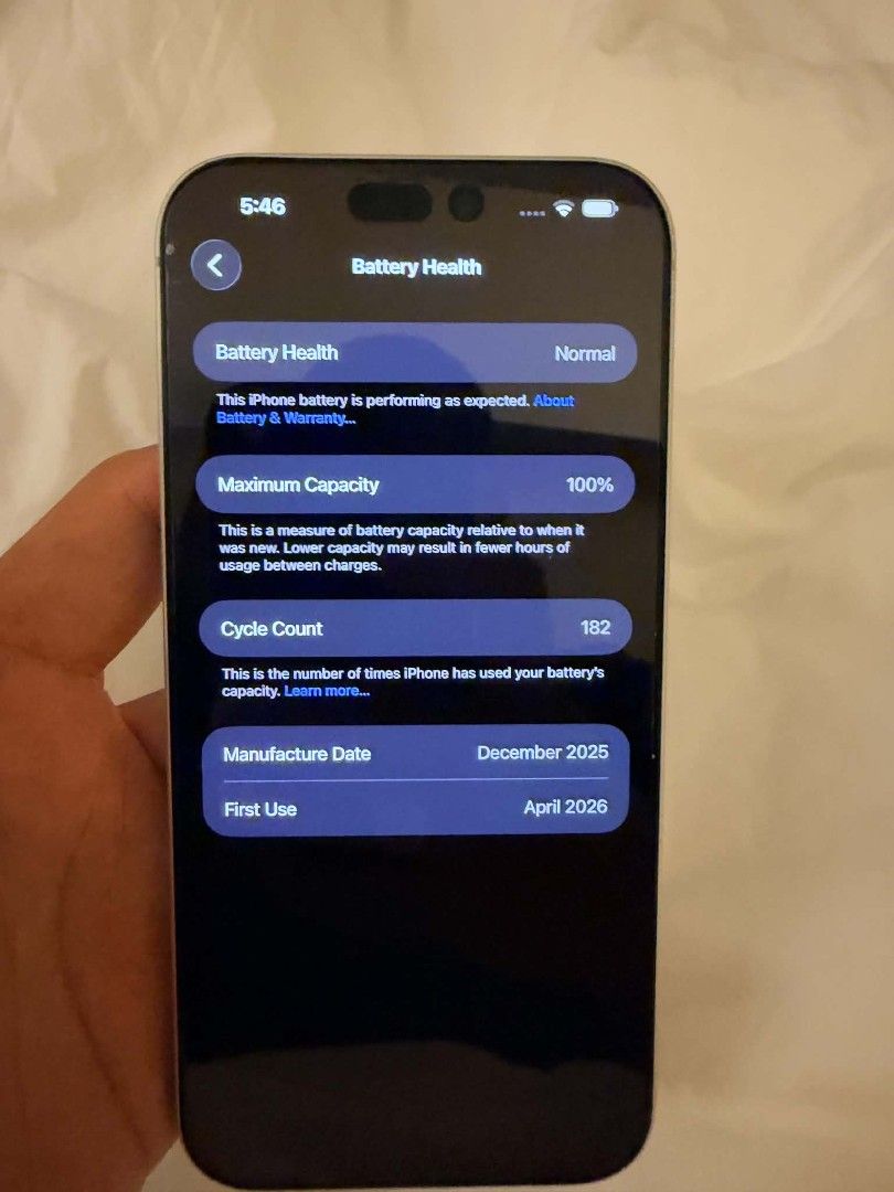 Apple iPhone (Category: iPhone 17 Series) located in Manila. Submitted by ramcapera16728 (Listing ID 1470838004, Image 2). Description: 🤍 FOR SALE: iPhone 17 Pro Max 256GB – Silver White ✨ Purchased April 2026 🔋 100% Battery Health 💎 Personally used, pristine condition, no issues 📩 Message me now to get the unit!.