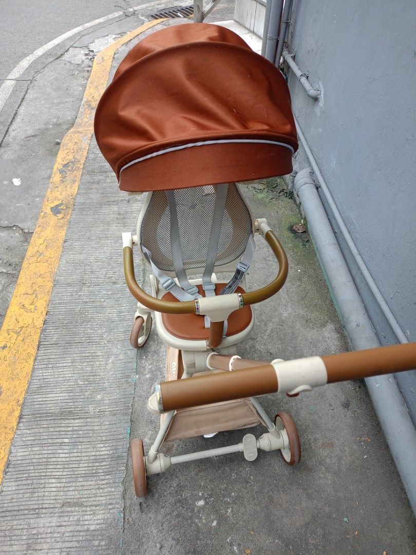 Apruva Magic stroller 360 (Category: Other Kids Furniture) located in Manila. Submitted by raymund2501 (Listing ID 1470813873, Image 3). Description: for sale 2.5k apruva Magic stroller Hindi pede sa baby hindi sya nahihiga issue sa last pic my maliit n Punit d naman halata Pag ginagmit n sya.