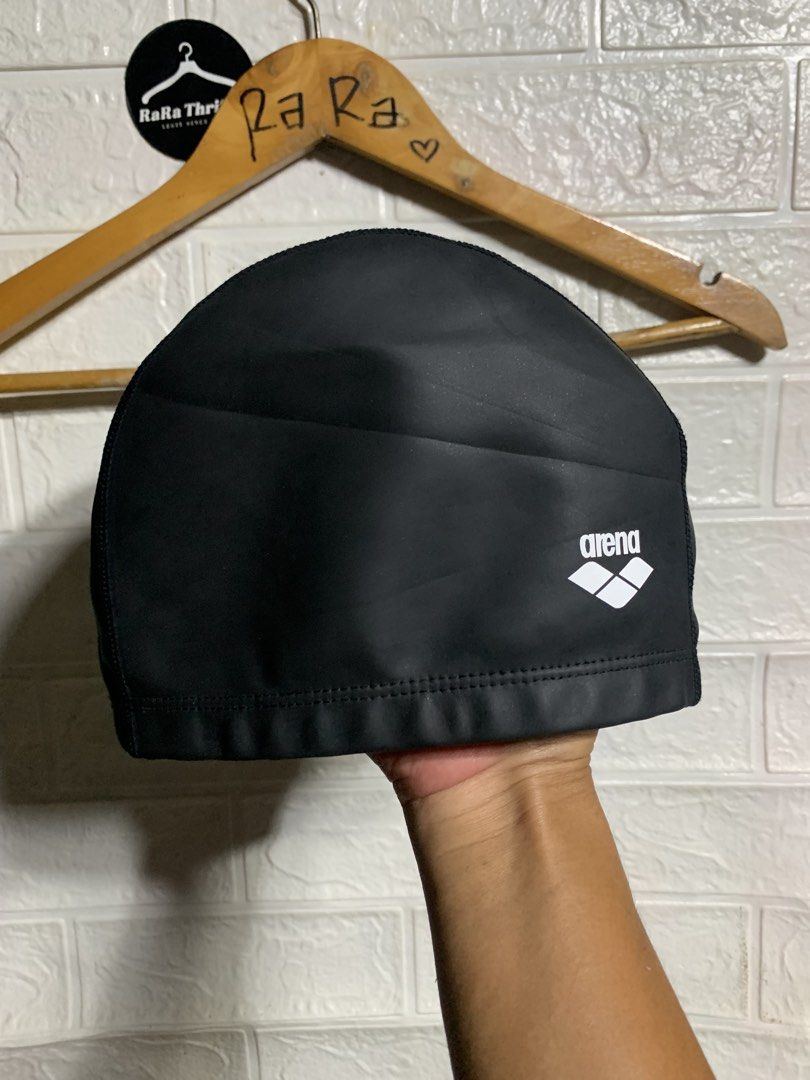 Arena | silicon swim cap • one size (Category: Activewear) located in Cebu City. Submitted by rarathriftedcb (Listing ID 1470851566, Image 2). Description: Arena ✅ Silicone Swim cap One size fits all 580pesos + sf 95 Location : Cebu city Page : rara thrifted Jnt nationwide Message us 📩.