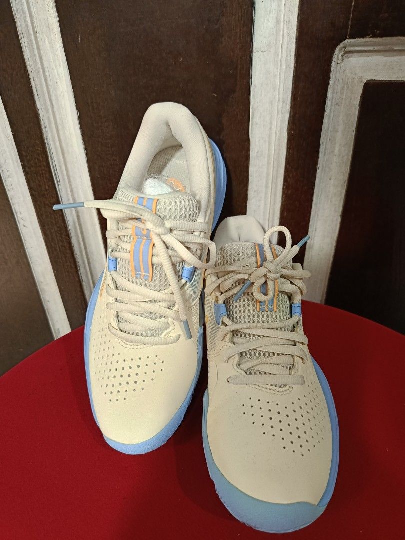 Asics Gel 15 (Category: Sneakers) located in Baguio. Submitted by segunda_classic (Listing ID 1470832285, Image 2). Description: A_ICS Gel Challenger 15 Padel Cream/Stone New, no box lang Rfs; wrong size. Padala from overseas Bought for 520AeD (9k in php).