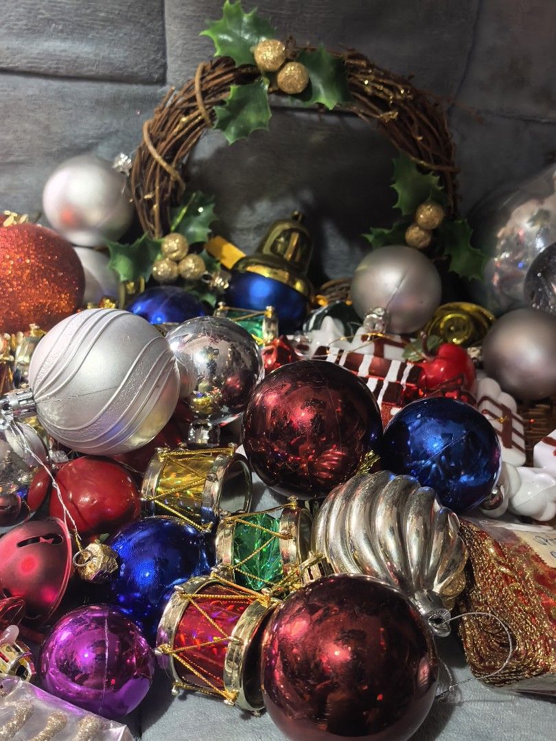 Assorted Christmas tree ornaments and decorations bulk bundle (Category: Vintage Collectibles) located in Rizal. Submitted by gkstcenit (Listing ID 1470862094, Image 1). Description: - Large holiday decoration bundle for your Christmas tree - Includes shiny glass baubles in red, blue, silver, purple, and orange - Features miniature drums, wrapped gift boxes, and candy-shaped ornaments - Comes with a small twig wreath accented with artificial holl