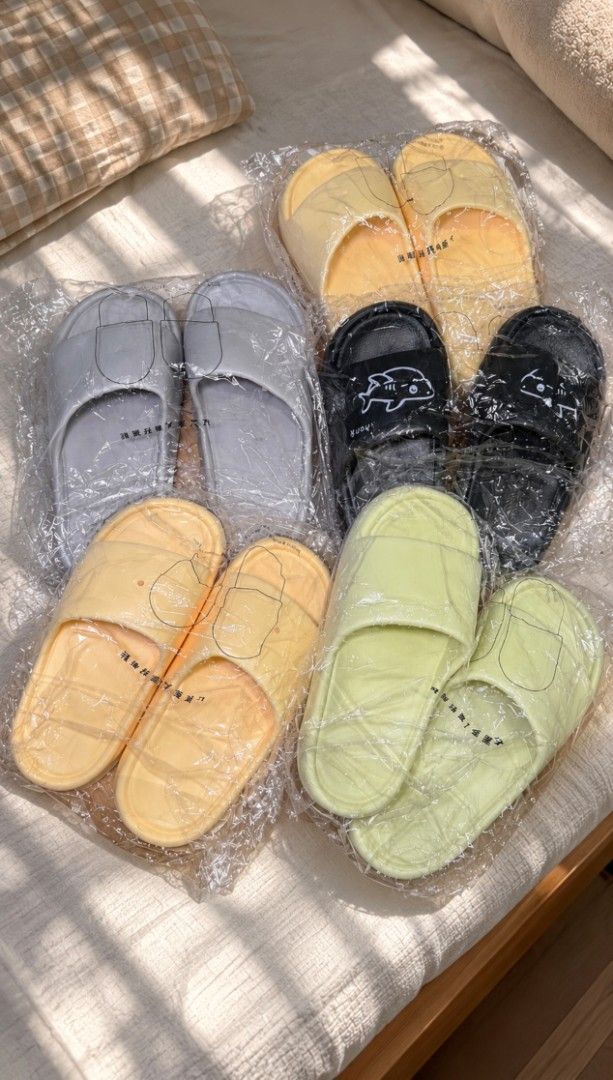 Assorted Colors House Slippers Sandals (Category: Slippers and slides) located in Imus. Submitted by _justrandomstuff (Listing ID 1470813366, Image 1). Description: ₱125 (5pairs) ASSORTED / RANDOM NO CHOOSING OF COLORS, DESIGN & SIZE.