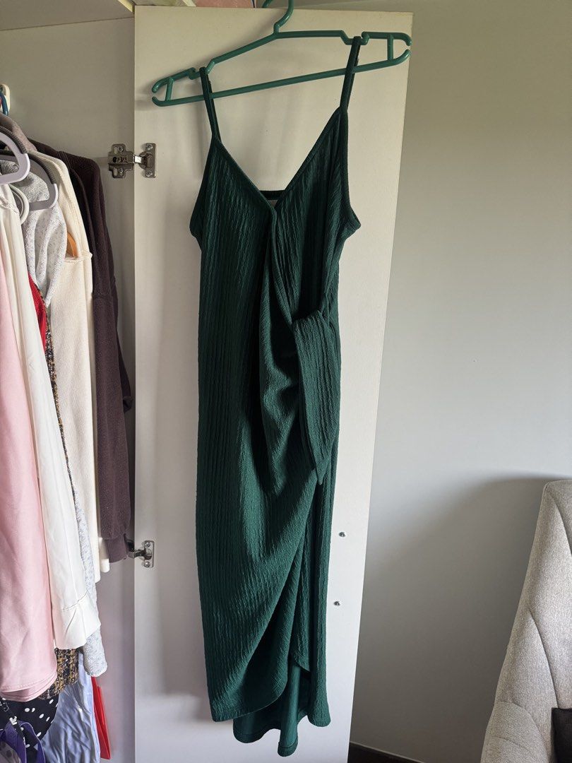 Assorted Dresses (Category: Dresses) located in Taguig. Submitted by iceru (Listing ID 1470806878, Image 1). Description: 120 each.