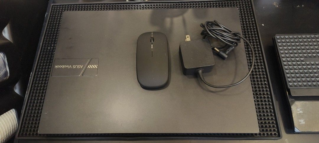 ASUS Laptop Core i5-12th Gen (Category: Laptops & Notebooks) located in Valenzuela. Submitted by salecollectionph (Listing ID 1470851605, Image 1). Description: - Model: ASUS Vivobook X1605ZA - Color: Sleek black finish - Performance: Intel Iris Xe Graphics and ~Core i5-12th Gen -16GB RAM 512GB SSD -lWUXGA Resolution - Keyboard: Full-sized layout with a dedicated number pad - Inclusions: Original power adapter block, power cable, and a matching b