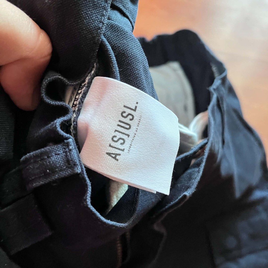 A[S]USL Dark Blue Cargo Pants (Category: Joggers) located in Caloocan City. Submitted by landcruiser76__ (Listing ID 1470775652, Image 2). Description: - Brand: A[S]USL - Color: Dark blue (solid clean colourway) - Material: 100% cotton canvas - Features: Multiple functional side pockets, elastic waistband with button closure, and zip fly - Style: Versatile everyday streetwear - Care: Hand wash cold recommended Condition : good condish Size : Larg