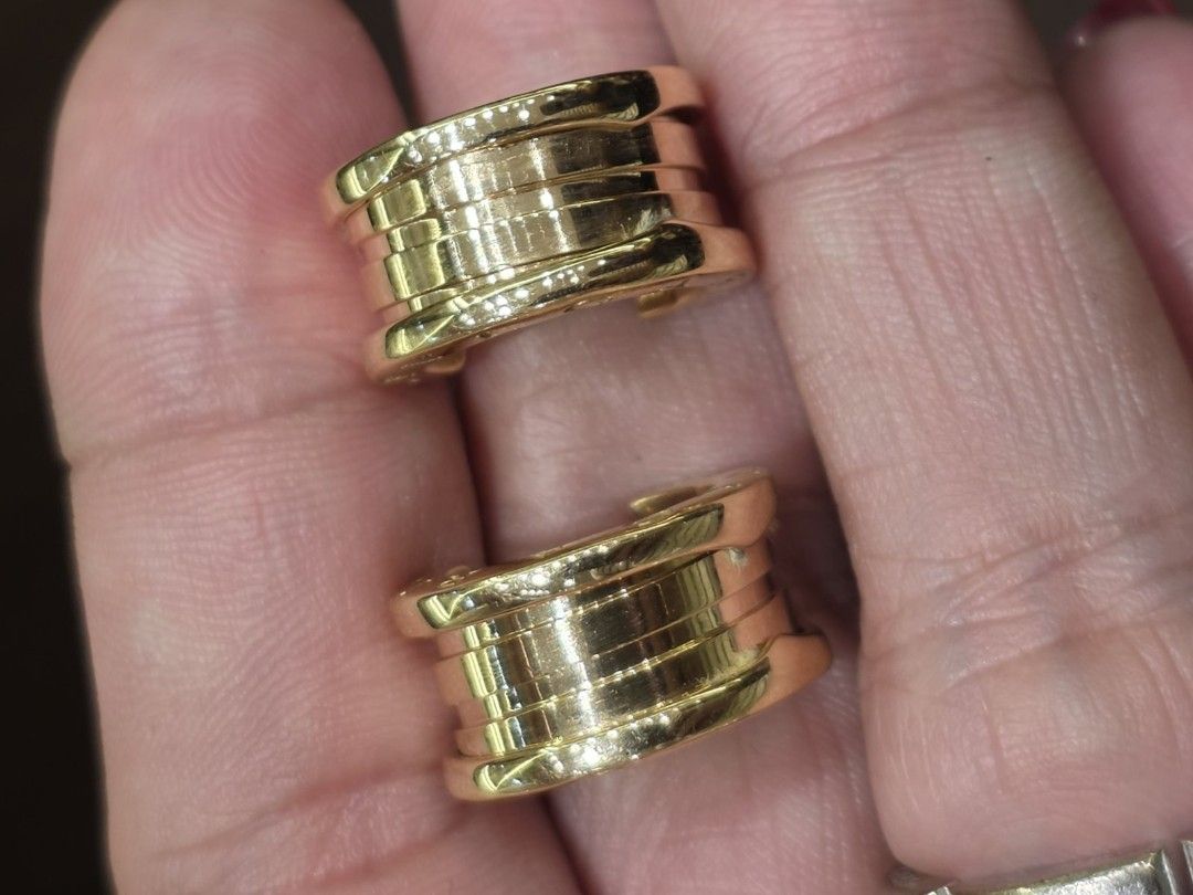 Authentic BVLGARI Bzero Earrings in 18k Yellow Gold (Category: Earrings) located in Davao. Submitted by designerlux_808 (Listing ID 1470801525, Image 1). Description: Authentic BVLGARI Bzero Earrings in 18k Yellow Gold 14.90 grams Pre loved Piece from.B VLAGRI Provided box only.
