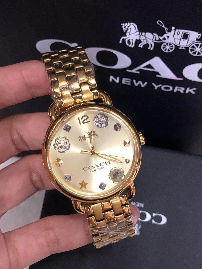 🇺🇸AUTHENTIC COACH WATCH🇺🇸 (Category: Women's Watches) located in Manila. Submitted by Supermomshie (Listing ID 1470877641, Image 3). Description: .