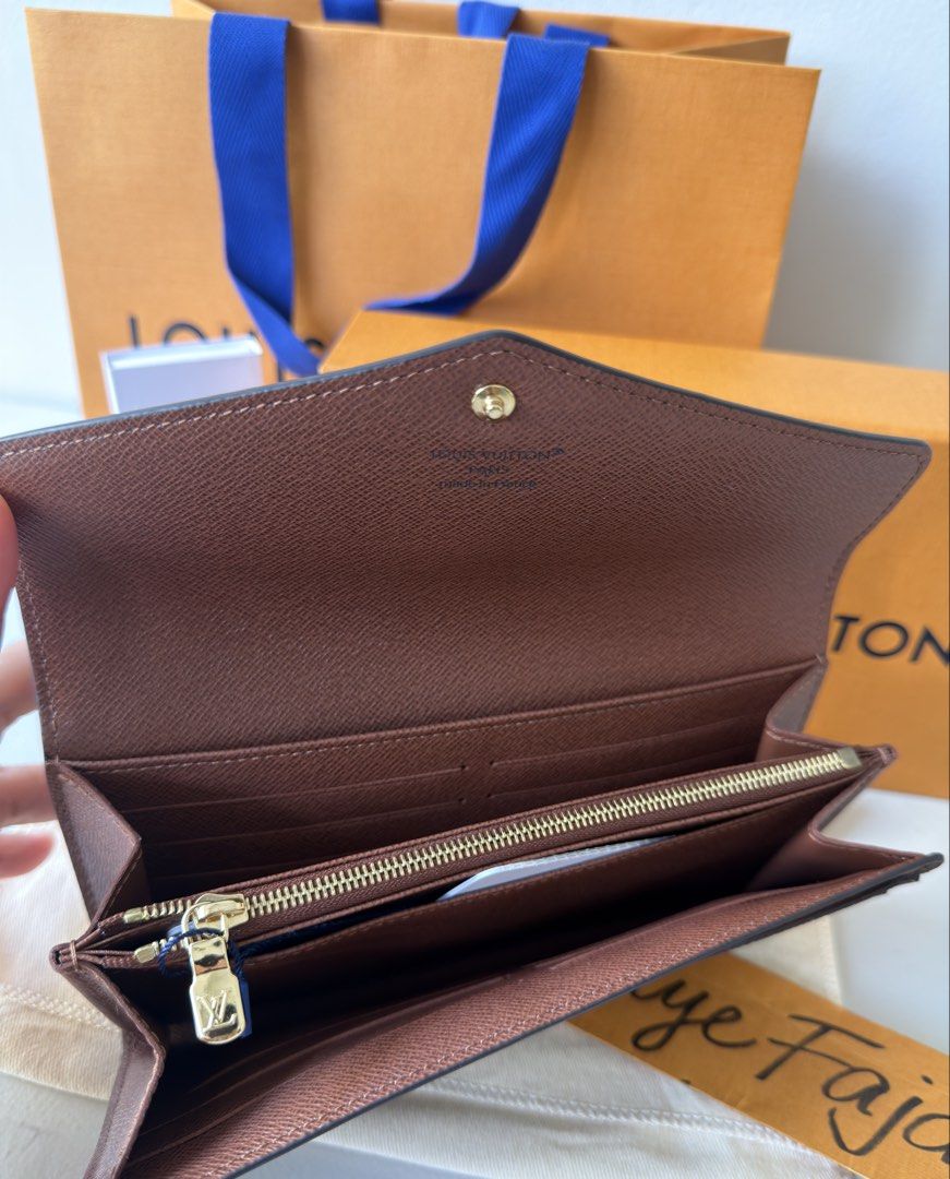Authentic LV Louis Vuitton Sarah Mono 2026 (Category: Luxury Bags & Wallets) located in Manila. Submitted by fajardoeyak108 (Listing ID 1470778774, Image 2). Description: Unused condition Complete except the receipt Las Pinas meet up / Pick up.