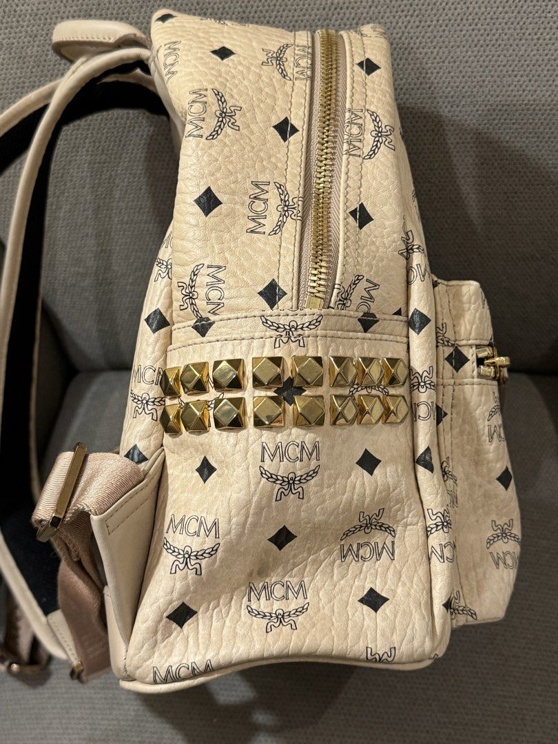 Authentic MCM (Category: Luxury Bags & Wallets) located in Manila. Submitted by chloe_luxuries (Listing ID 1470772165, Image 3). Description: Guaranteed Original MCM backpack Still in good condition No more inclusion bag only Pm for those interested .