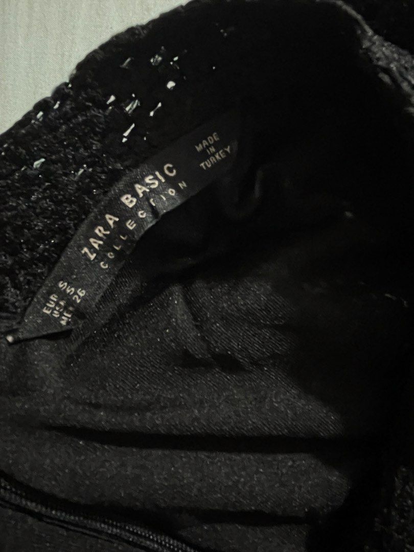 Authentic Zara Lace Textured Black Dress (Category: Dresses) located in Bulacan. Submitted by erinbtrc (Listing ID 1470827080, Image 3). Description: 10/10 Condition Authentic Color Black Size Small No Issue/Flaws Can do Same Day Delivery (Lalamove) If Metro Manila or J&T Delivery.