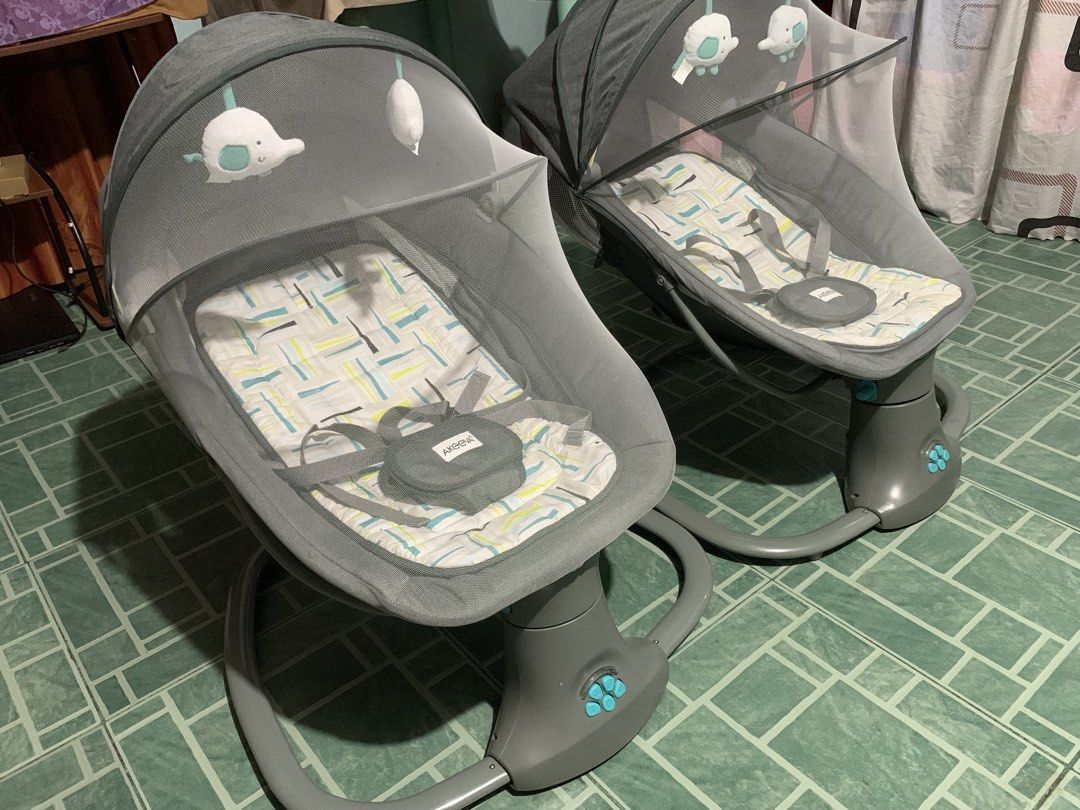 Automatic baby/toddler snoozer (Category: Other Kids Furniture) located in Manila. Submitted by whimsy.finds (Listing ID 1470771778, Image 2). Description: 4,500 each Clean and 100% working great Suitable for babies weighing 3-18kg Multi speed control buttons Reclinable bed With bluetooth With mesh mosquito net With harness strap Can be used batteries or with plug in USB chord (chords included) Payment first basis via Gcash / Maribank / Maya befo