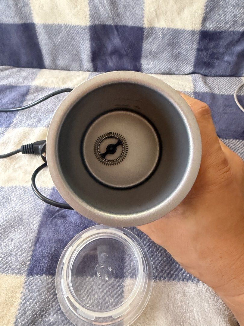 Automatic Milk Frother (Category: Coffee Machines & Makers) located in Bulacan. Submitted by mysticdeer.6d7f47 (Listing ID 1470749089, Image 2). Description: Automatic Milk Frother 220V.