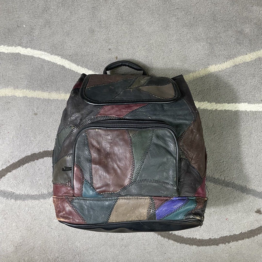 (B-375) LEATHER PATCHWORK BACKPACK (Category: Backpacks) located in Tanah Merah. Submitted by matpaisbundles (Listing ID 1470826486, Image 1). Description: FOLLOW ACCOUNT KE-2 CAROUSELL 🚫 jue.store 🚫 ❌POSTAGE SETIAP❌ AHAD➡️SELASA➡️KHAMIS.
