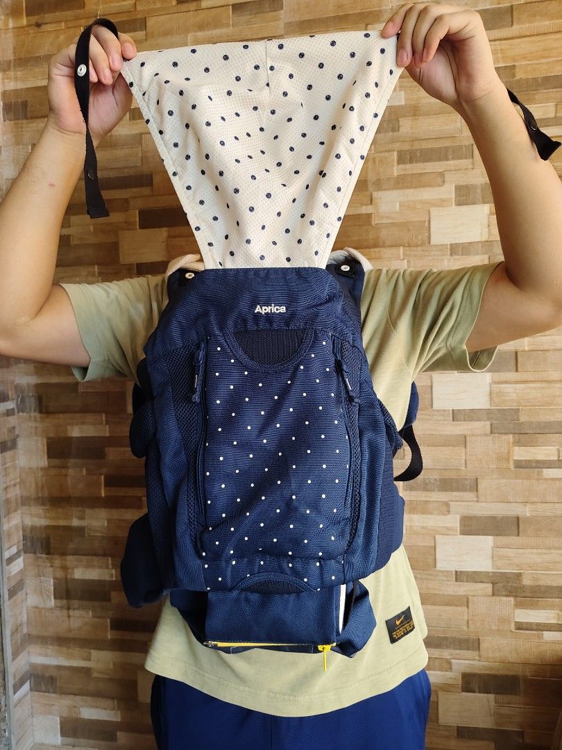Baby carrier (Category: Babies & Kids Fashion) located in Davao. Submitted by dvo_jpnstuff (Listing ID 1470812061, Image 1). Description: aprica Brand, multiple purpose.