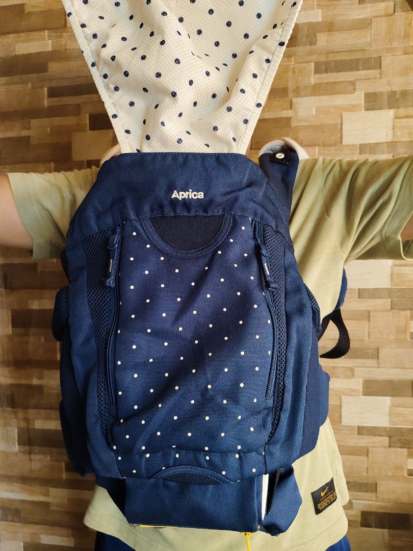 Baby carrier (Category: Babies & Kids Fashion) located in Davao. Submitted by dvo_jpnstuff (Listing ID 1470812061, Image 2). Description: aprica Brand, multiple purpose.