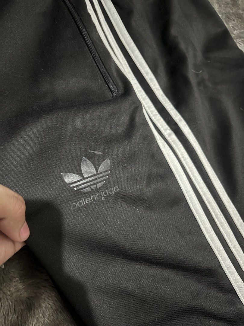 balenci adidas trackpants (Category: Trousers) located in Pasay City. Submitted by metro_thrift (Listing ID 1470789681, Image 3). Description: 30-36 length 36 9 leg open no issue.