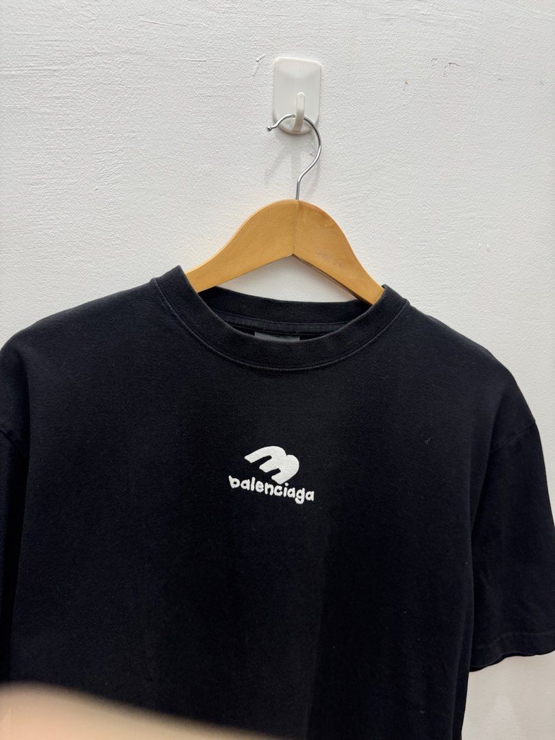 Balenciaga Mid Logo (Category: Tshirts & Polo Shirts ) located in Manila. Submitted by soflyapparel77 (Listing ID 1470774085, Image 3). Description: .