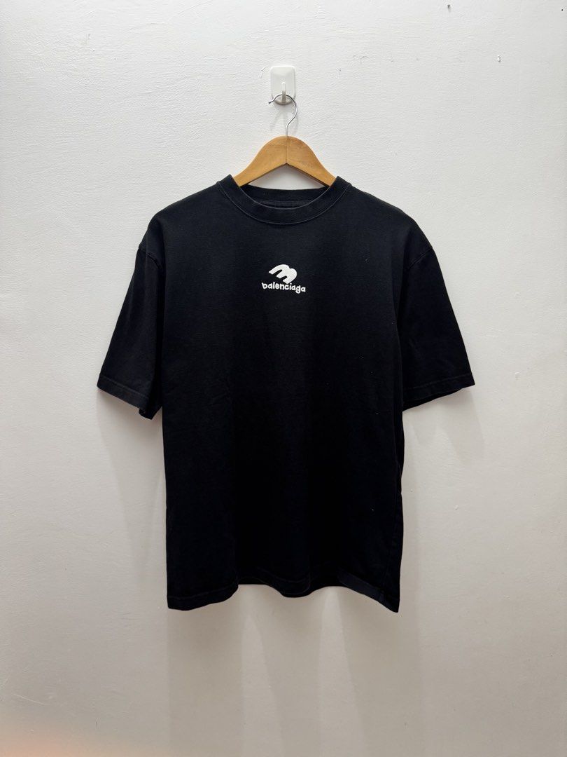 Balenciaga Mid Logo (Category: Tshirts & Polo Shirts ) located in Manila. Submitted by soflyapparel77 (Listing ID 1470774085, Image 1). Description: .