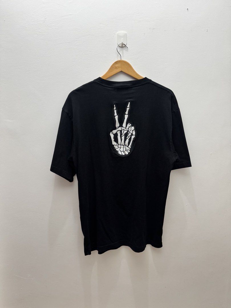 Balenciaga Smiley (Category: Tshirts & Polo Shirts ) located in Manila. Submitted by soflyapparel77 (Listing ID 1470774270, Image 2). Description: .