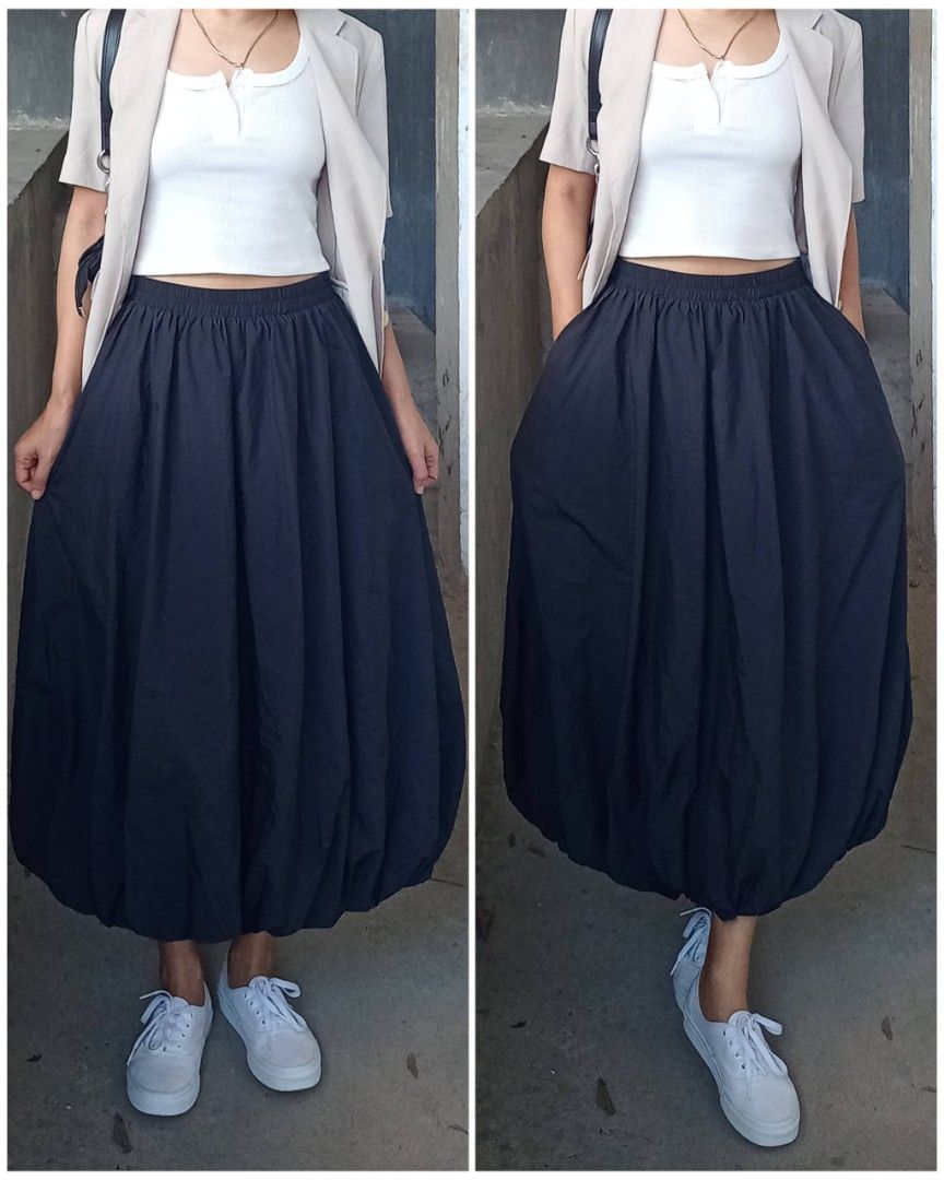 Balloon black maxi skirt (Category: Skirts) located in Davao. Submitted by kannikasok1987 (Listing ID 1470756004, Image 2). Description: Wd side pocket Garterize lower bottom of the skirt Waist 26-36 (garterize) L 32.5 mall quality.