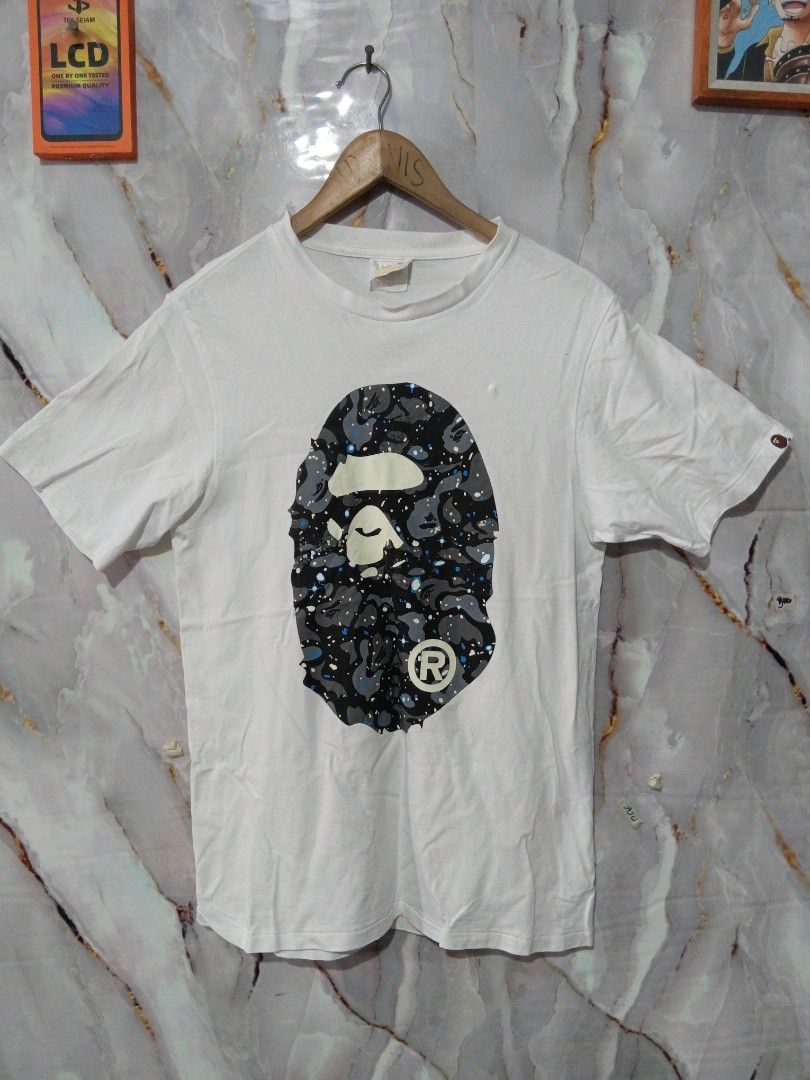 BAPE SPACE CAMO BIG APE HEAD TEE TSHIRT SIZE S-M (Category: Tshirts & Polo Shirts ) located in General Mariano Alvarez. Submitted by adonid (Listing ID 1470748967, Image 1). Description: BAPE SPACE CAMO BIG APE HEAD TEE TSHIRT SIZE S-M SIGN OF USAGE PHP 800 LOC. GMA CAVITE.