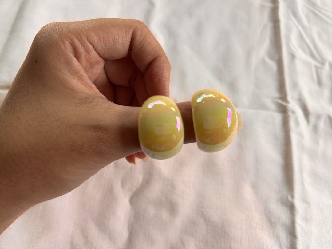Barbie Earrings Y2k 70's (Category: Earrings) located in Pinamalayan. Submitted by _dragonfly (Listing ID 1470768171, Image 3). Description: 80 each 300 take all.