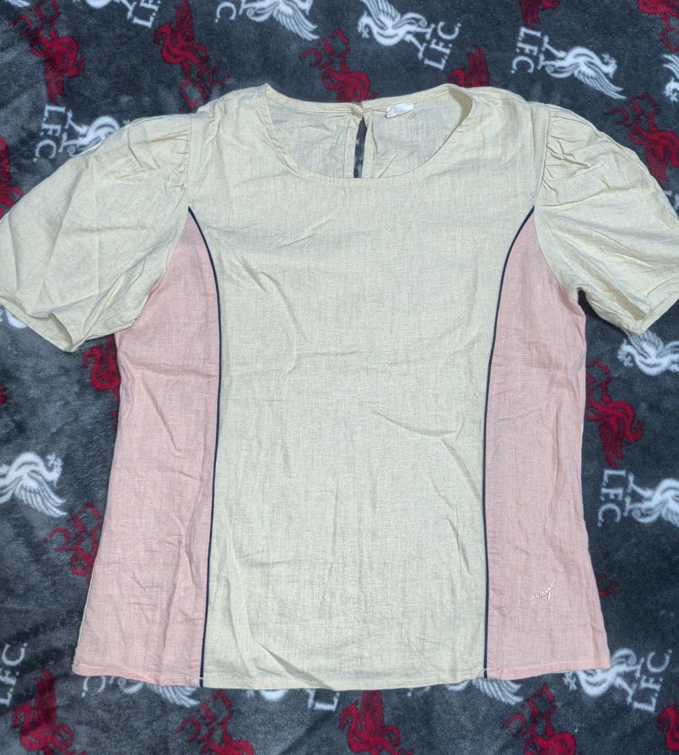 Bayo Ladies Blouse, Small (Category: Blouses) located in Naga. Submitted by princessta62477 (Listing ID 1470776573, Image 2). Description: .