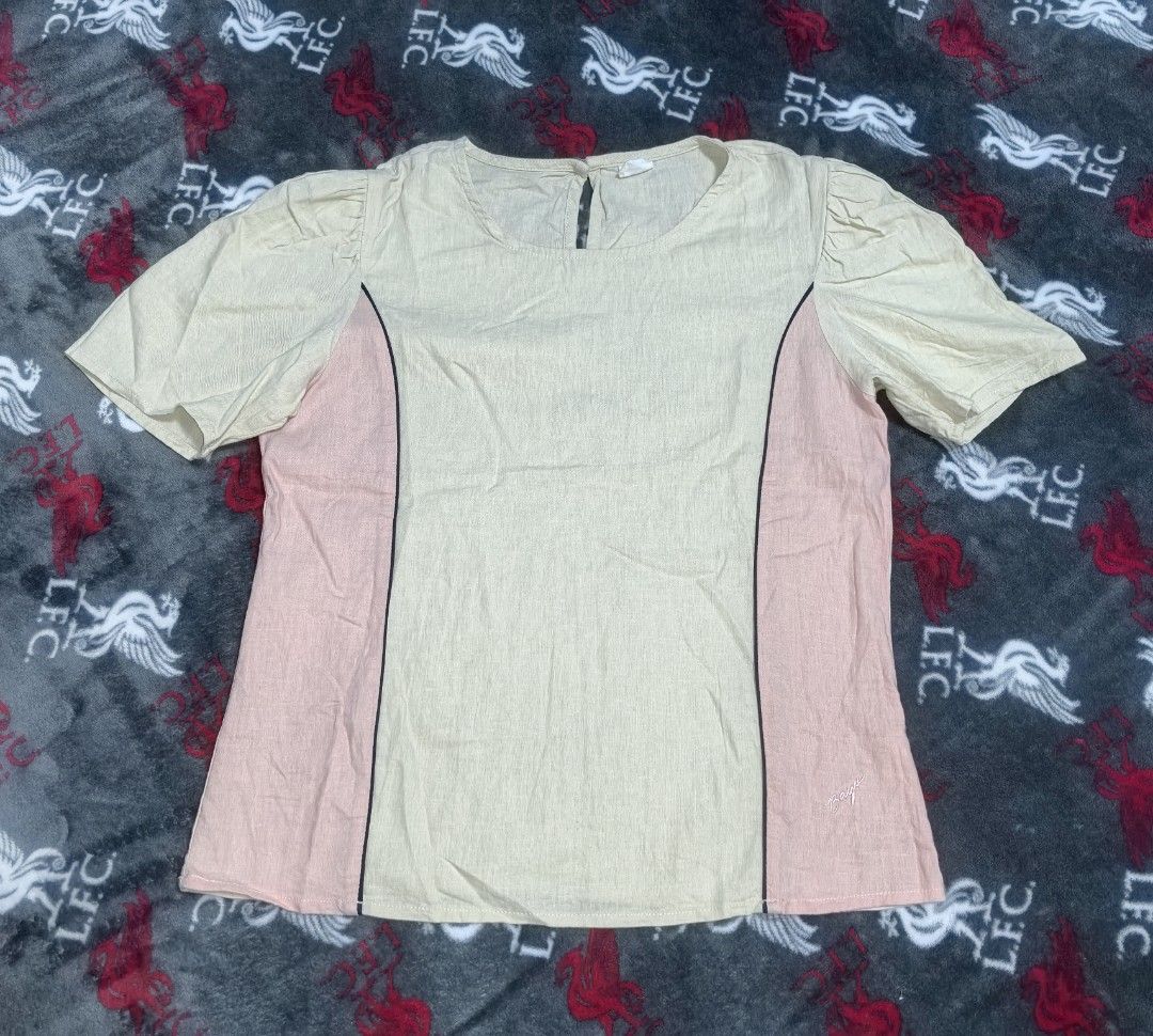 Bayo Ladies Blouse, Small (Category: Blouses) located in Naga. Submitted by princessta62477 (Listing ID 1470776573, Image 1). Description: .