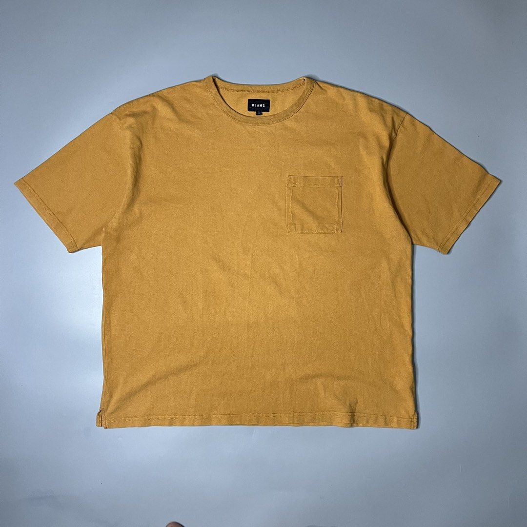BEAMS POCKET TEE (Category: Tshirts & Polo Shirts ) located in Manila. Submitted by aaaaaahhhhhh (Listing ID 1470846633, Image 1). Description: Medium 24.5W 28L Excellent, Need wash Lalamove or J&t Express + Shipping fee.
