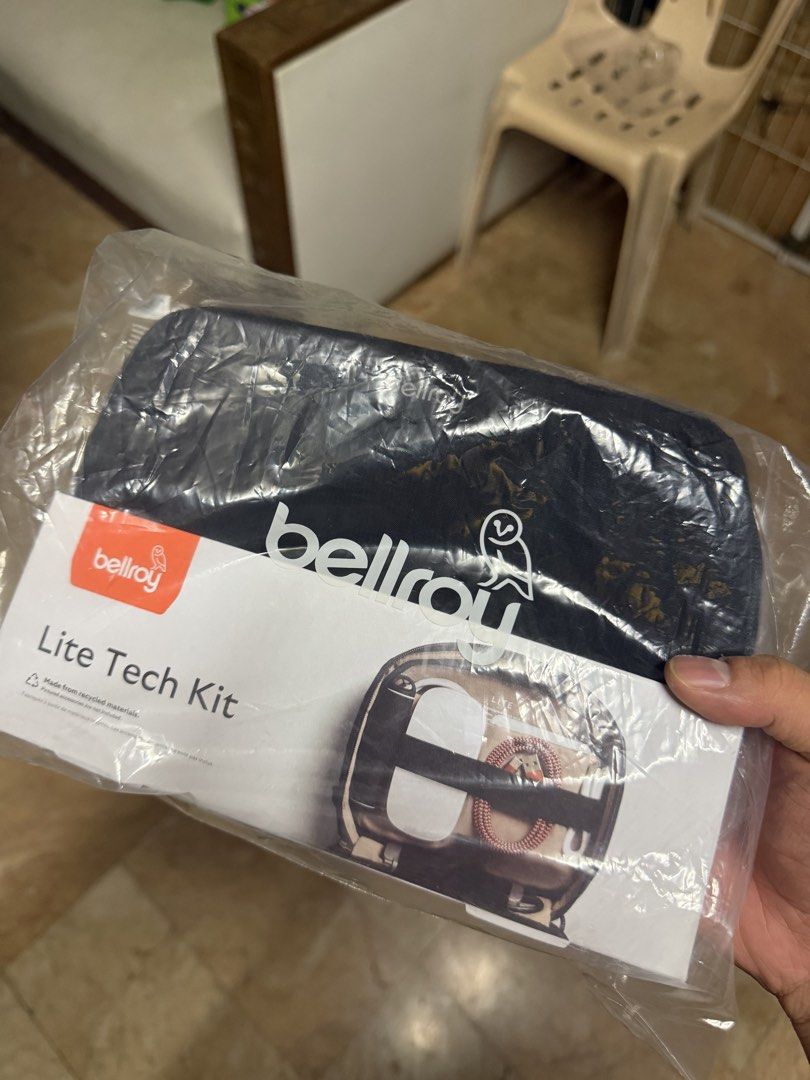 Bellroy Lite Tech Kit Black (Category: Belt bags, Clutches and Pouches) located in Mandaluyong City. Submitted by joshlim (Listing ID 1470751178, Image 1). Description: Bnew Mandaluyong Loc Lowest in the market.