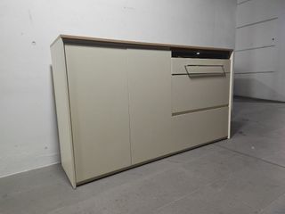 Cabinets, Side Boards and Shelvings 收藏品 2