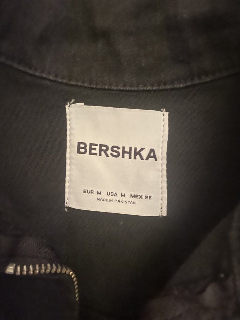 Bershka Black Denim Short Romper Size M (Category: Rompers) located in Manila. Submitted by azishops (Listing ID 1470848344, Image 3). Description: - Brand: Bershka, bought last yr in the MOA branch - Color: Black - Material: Denim - Closure: Front zip - Details: Collared neckline, short sleeves, 2 chest pockets, 2 back pockets, fitted waist with belt loops - Condition: Great pre-loved condition, worn twice - rfs: won't fit me anymore.