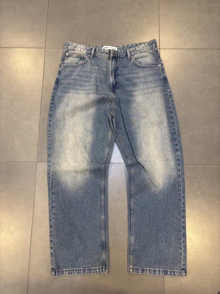 Bershka Light Wash Jeans (Category: Jeans) located in Cavite. Submitted by skydebelen62804 (Listing ID 1470867344, Image 1). Description: Not thrifted Waist 36 Length 44 Leg hole 10 Nego for sure buyers .
